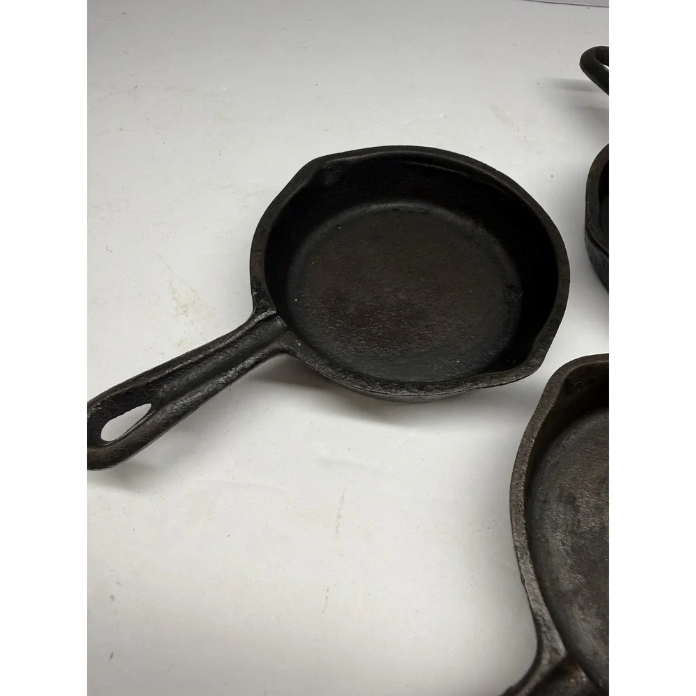 Vintage Miniature Cast Iron Skillet Set of 3 Small Toy Frying Pans Rustic Decor